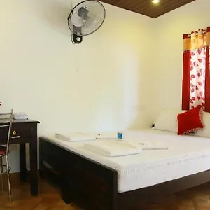  Séjour chez l'habitant Marari Anandu