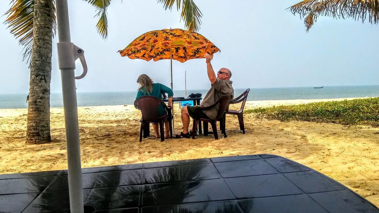 Hotel Marari Nadiya à Mararikulam 0*,  Inde